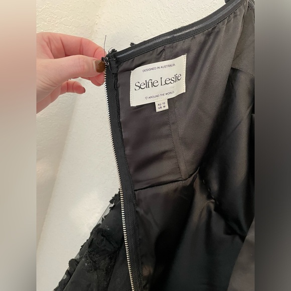 Selfie Leslie DORI FLORAL EMBELLISHED MIDI DRESS BLACK Angel Biba Medium Wedding - Picture 11 of 13